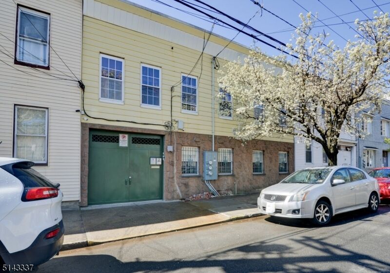 Property Photo:  65 Delancy St  NJ 07105 