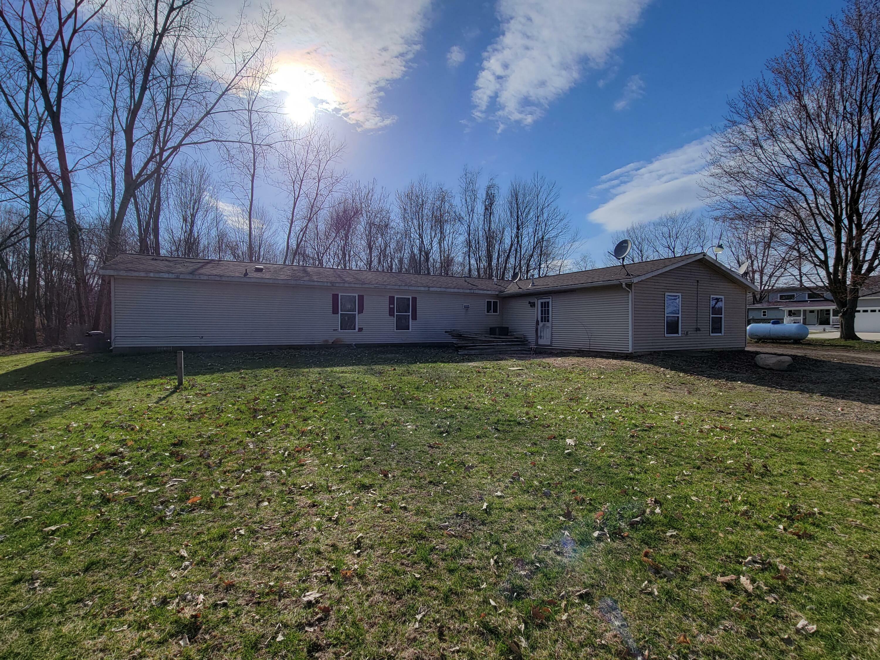 Property Photo:  8353 Chain O Lakes Drive  MI 49046 