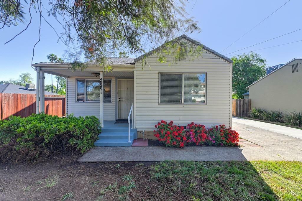 Property Photo:  5001 Mendocino Boulevard  CA 95820 