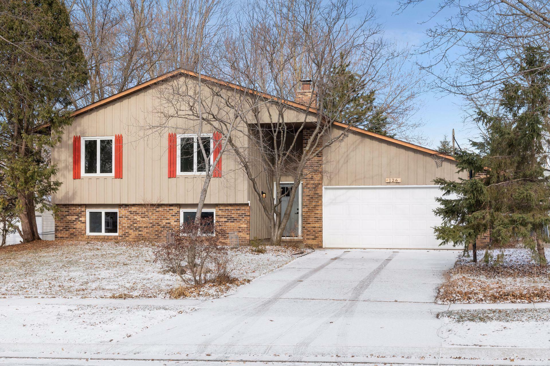 Property Photo:  126 Maryknoll Drive  MN 55082 