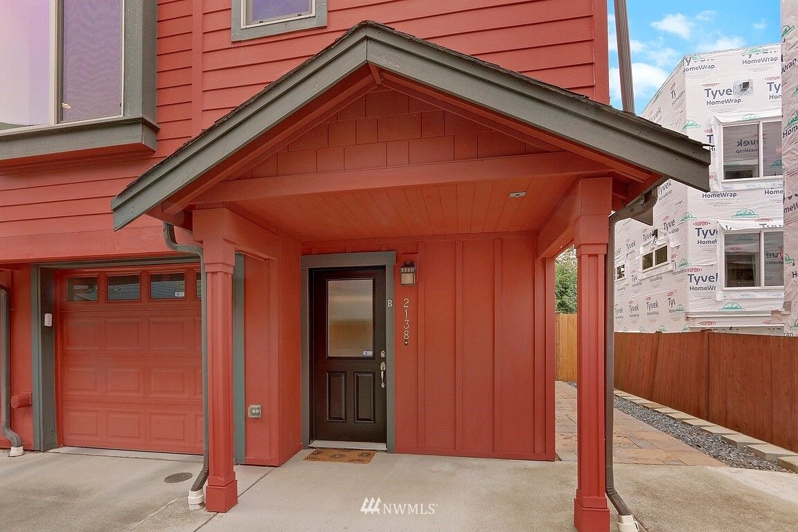 Property Photo: 2138 N 113th Street B WA 98133