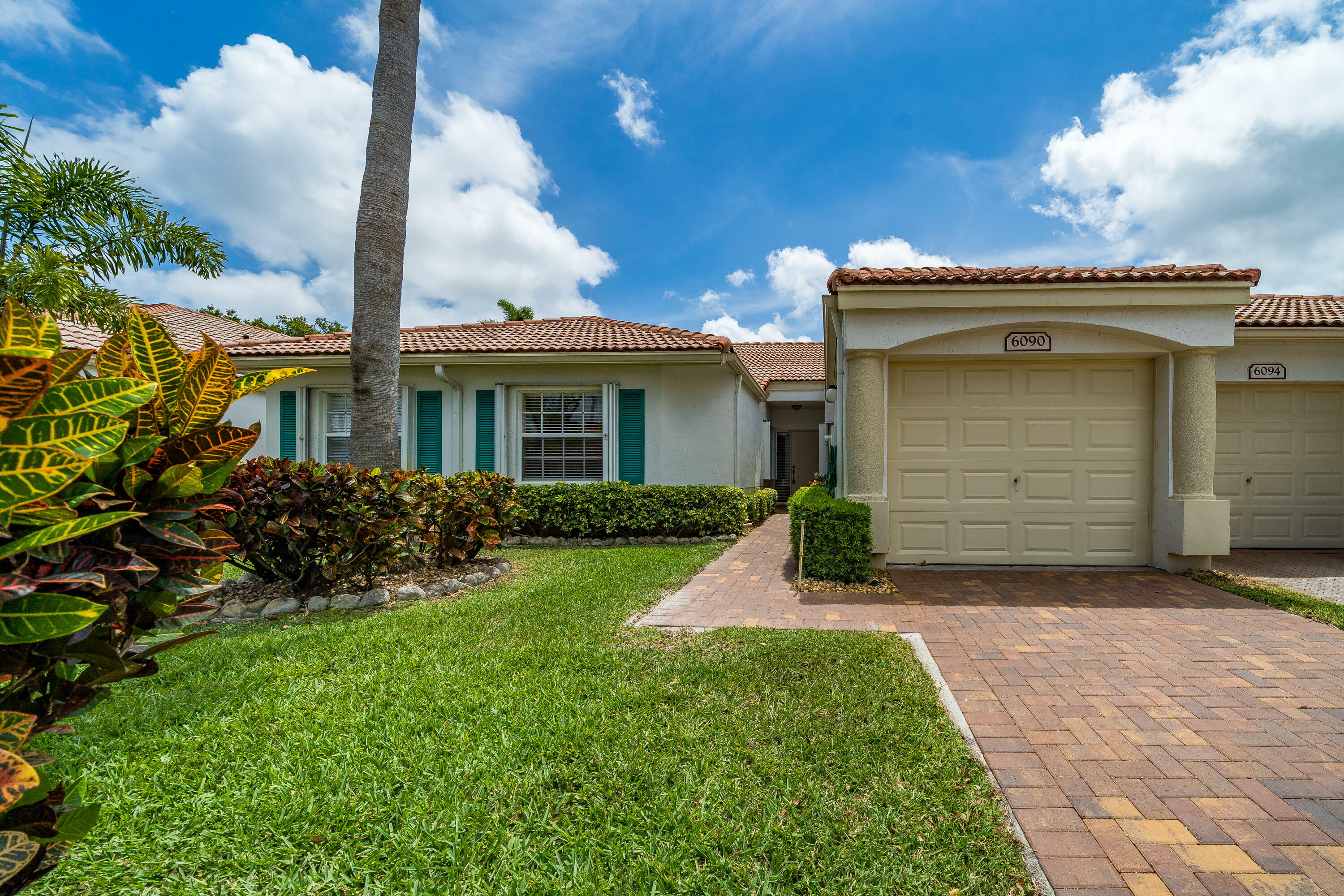 Property Photo:  6090 Heliconia Road  FL 33484 