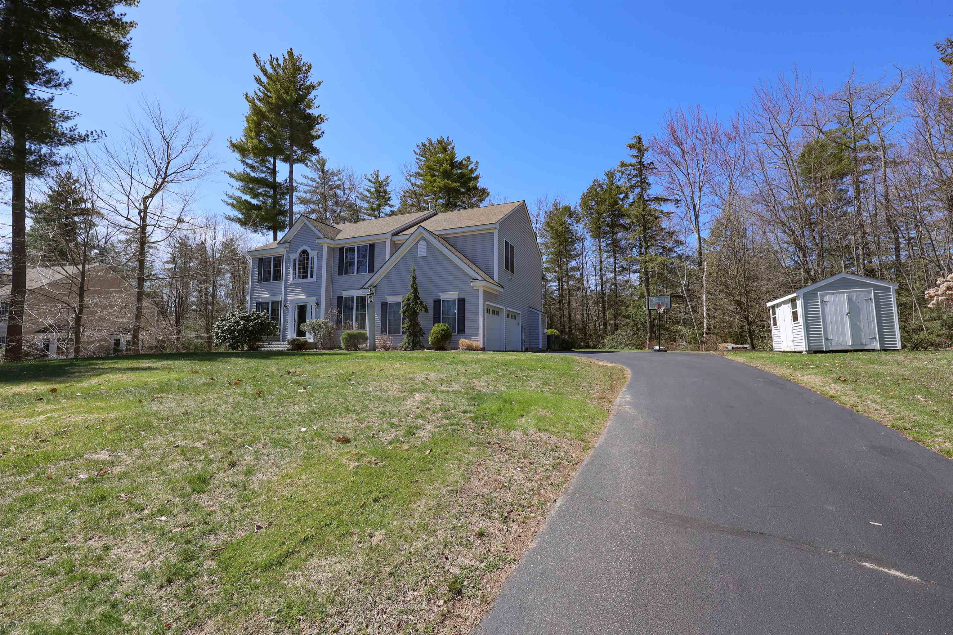 Property Photo: 52 Barr Farm Road NH 03110