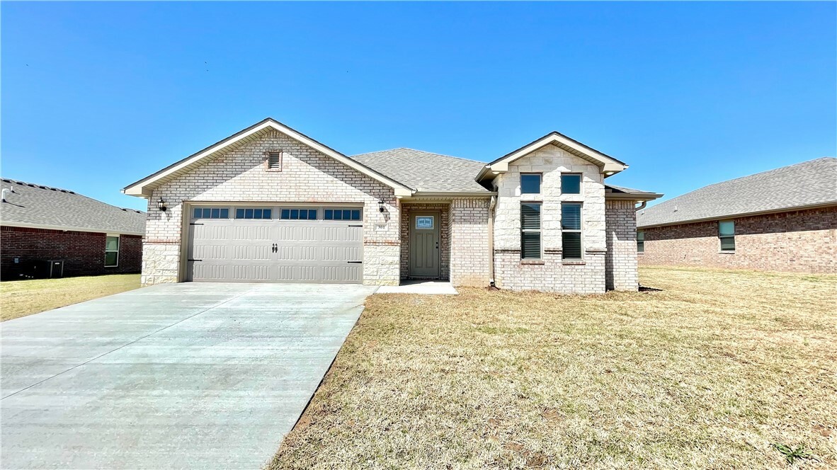 Property Photo:  301 Post Oak Avenue  AR 72734 