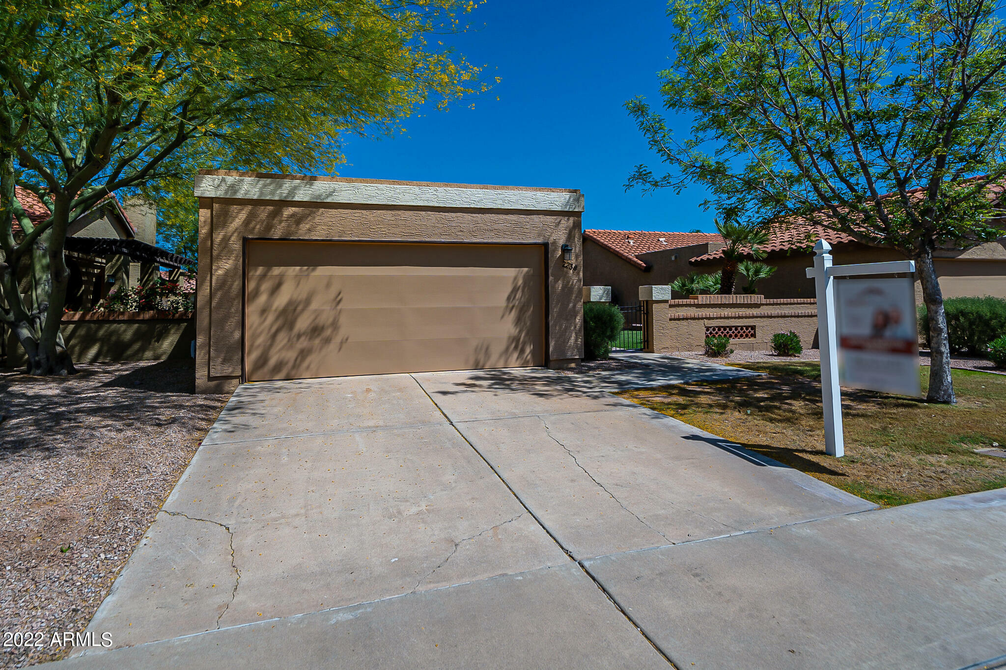 Property Photo: 2238 E Florian Avenue AZ 85204