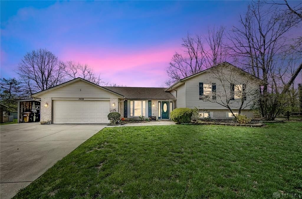 Property Photo: 3499 Pebble Creek Drive OH 45432