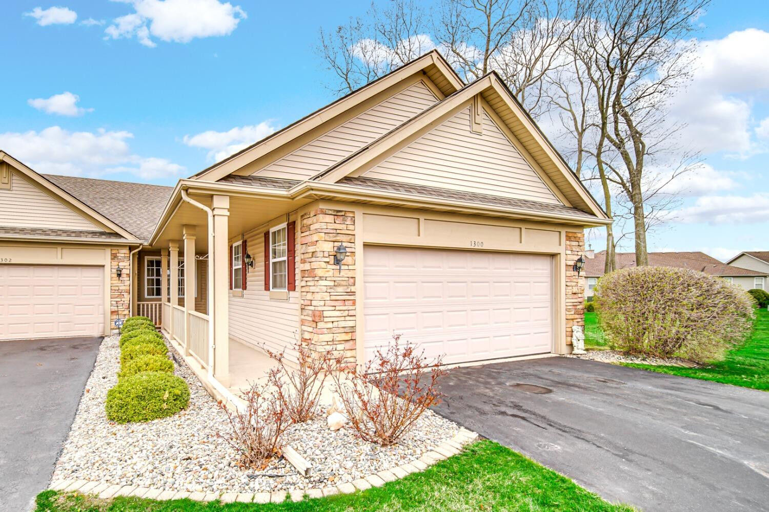 Property Photo:  1300 Marigold Place  IN 46375 