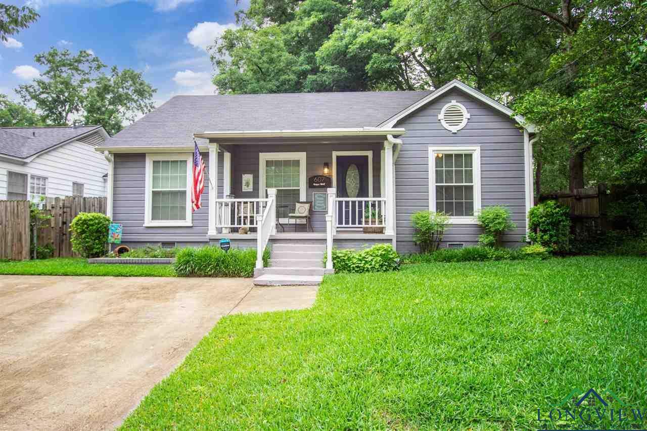 Property Photo:  607 Monroe St  TX 75662 