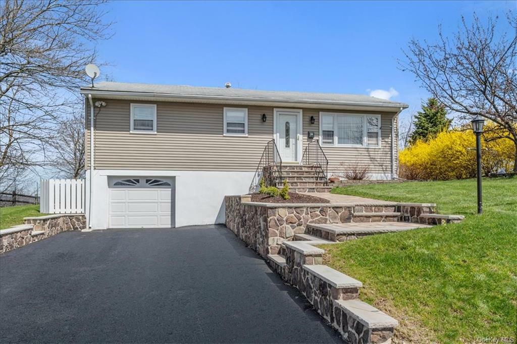 34 Highland Avenue  Warwick Village NY 10990 photo