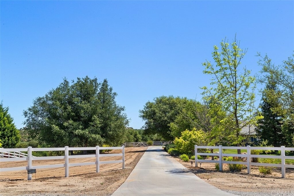 Property Photo:  22023 Woodward Way  CA 92562 