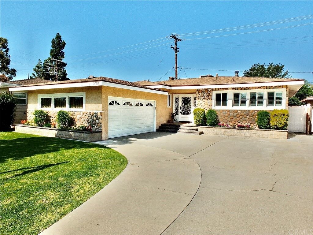 Property Photo:  3009 Ladoga Avenue  CA 90808 