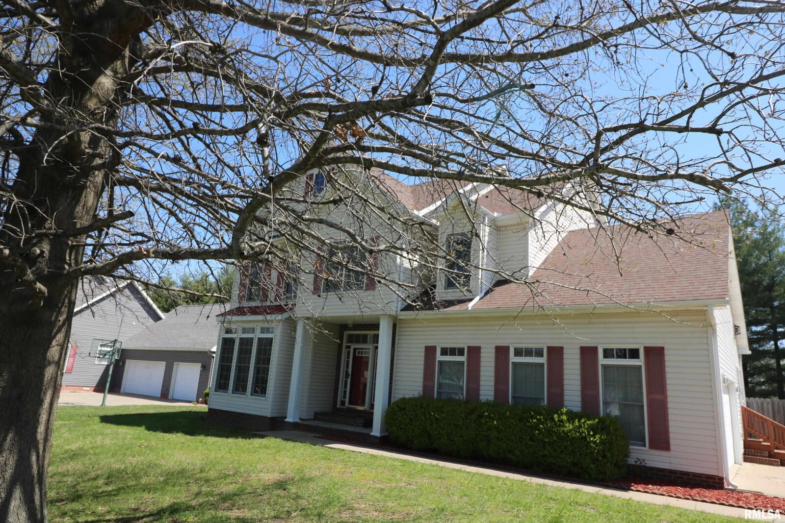 Property Photo:  108 Lyndsey  IL 62918 