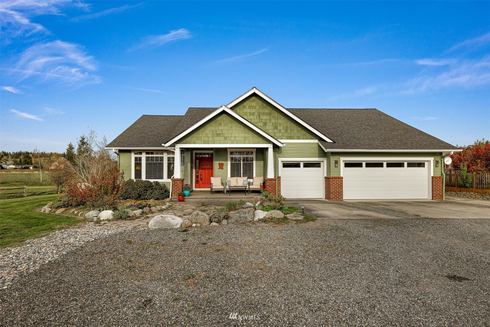 Property Photo:  3230 White Swan Lane  WA 98248 