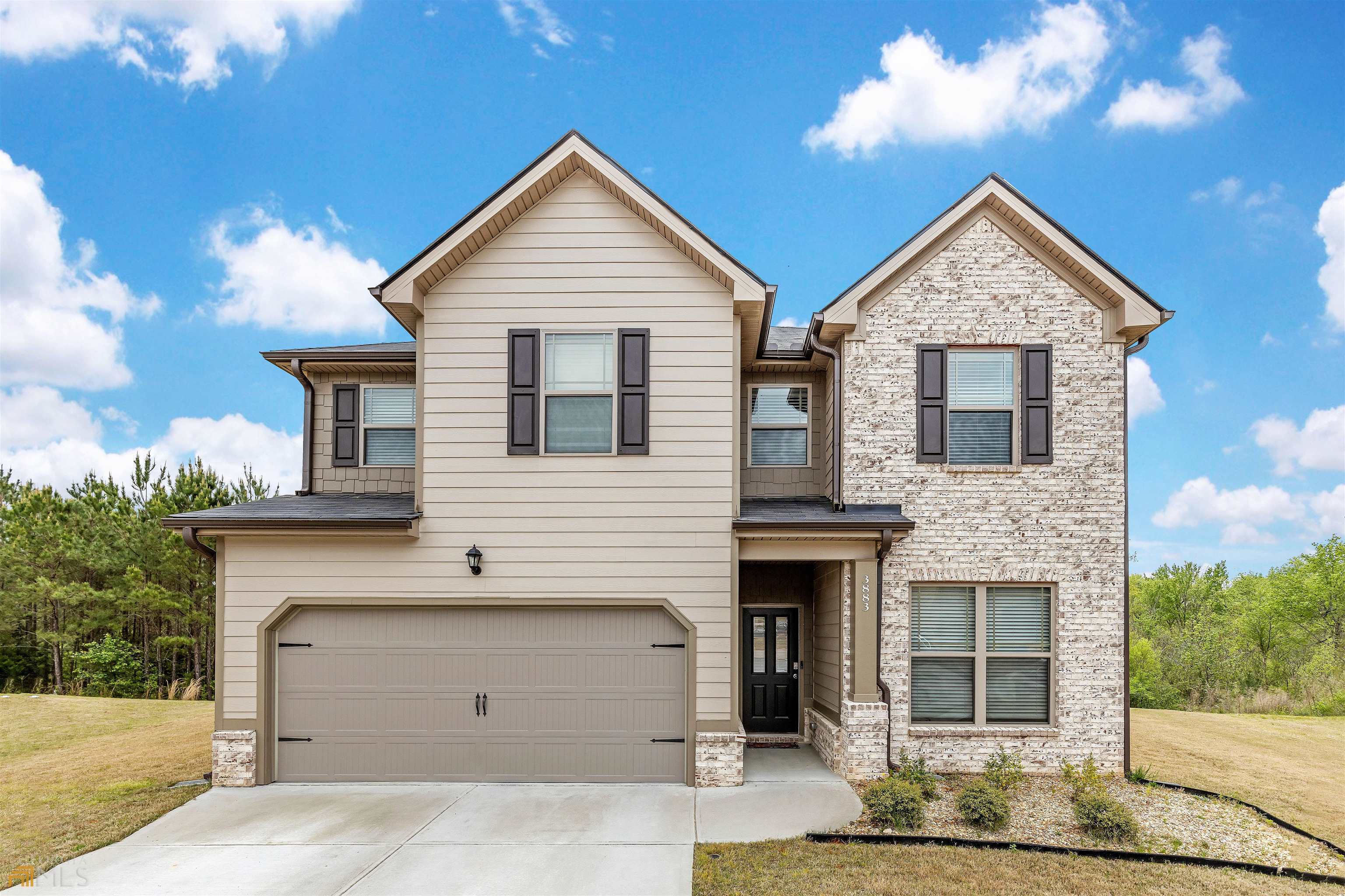 Property Photo: 3883 Okefenokee Ridge GA 30052