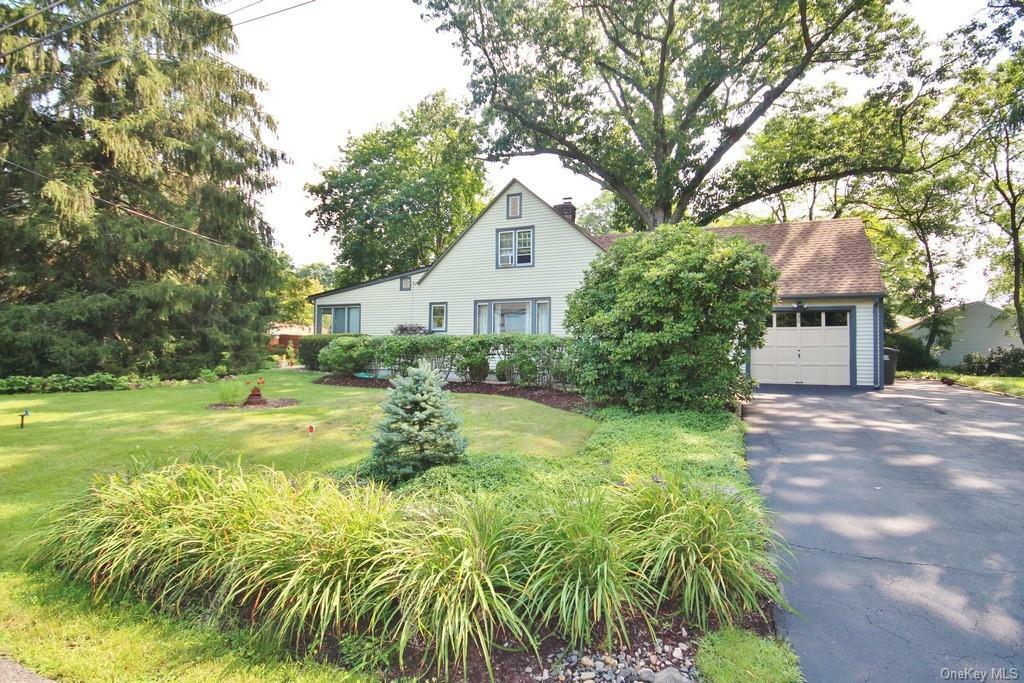 Property Photo:  50 Cypress Lane  NY 10598 