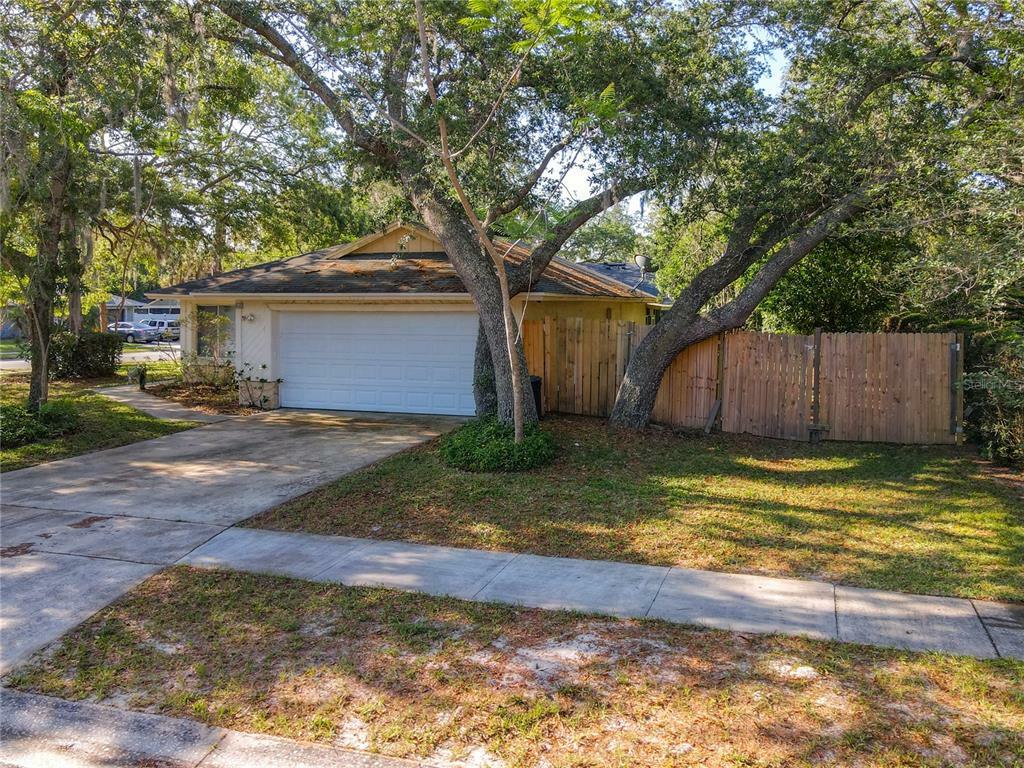 Property Photo:  1392 Alfonzo Circle  FL 32708 