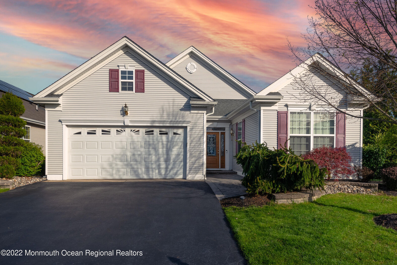 Property Photo:  33 Nottingham Way  NJ 08527 