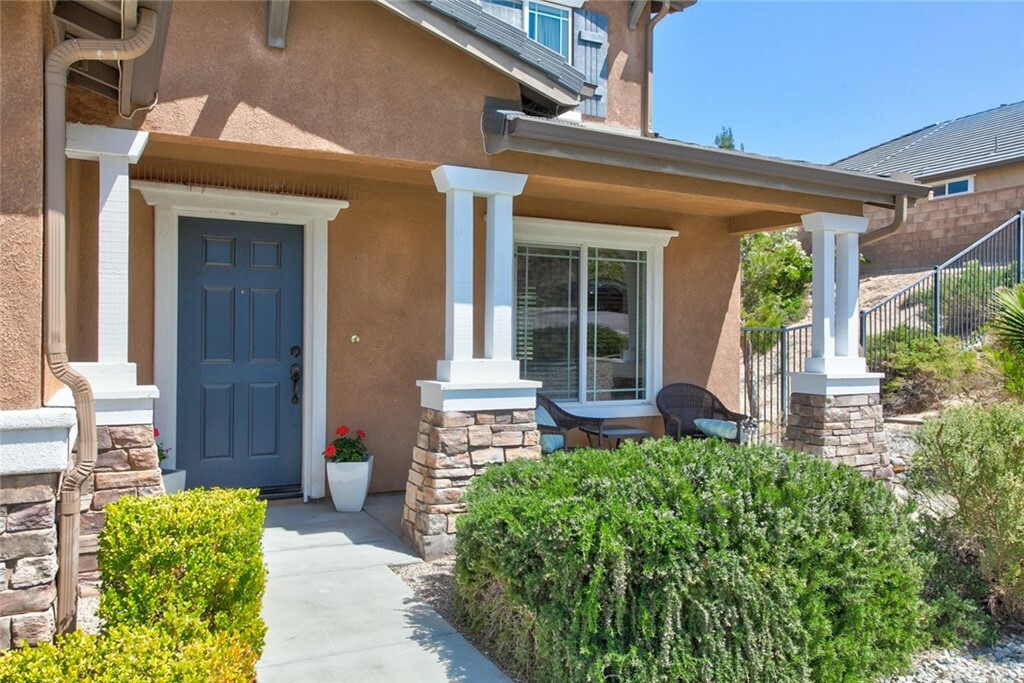 Property Photo:  38514 Siamese Lane  CA 93551 