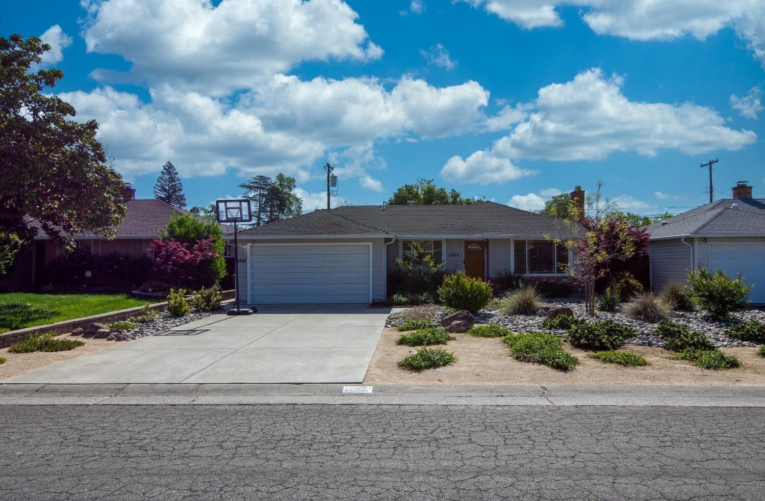 Property Photo: 1824 Venus Drive CA 95864