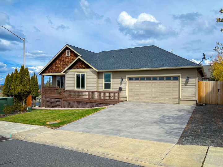 2338 SW Forked Horn Butte Road  Redmond OR 97756 photo