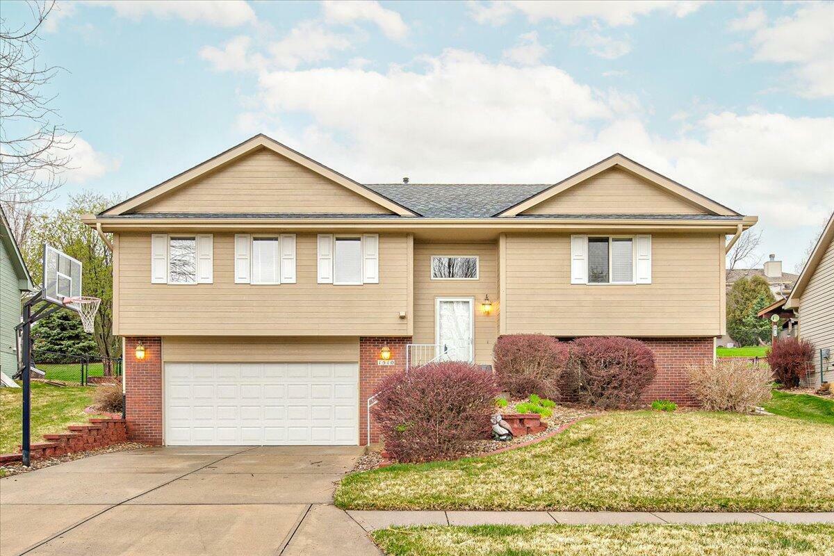 Property Photo: 1510 Berwick Circle IA 51503