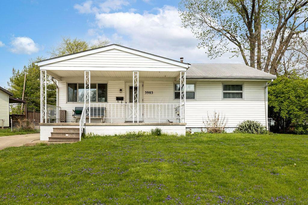 Property Photo: 3983 Signal Drive OH 43232