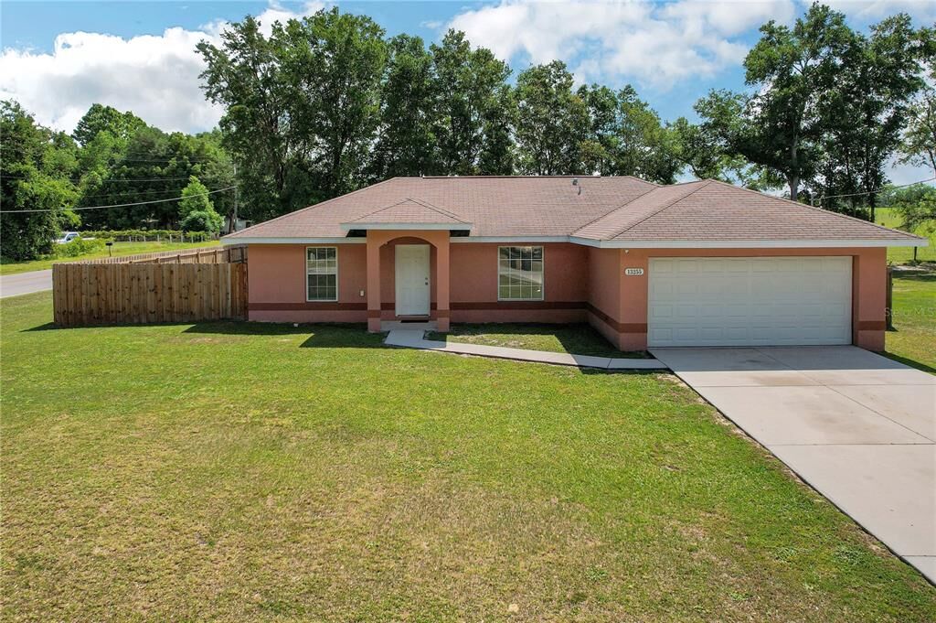 Property Photo:  13255 SE 102nd Court  FL 34420 