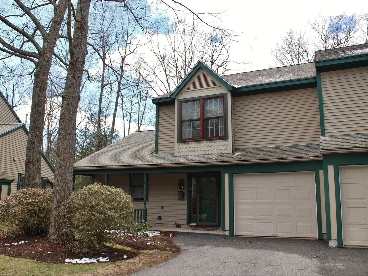 Property Photo:  7 Saxon Hollow Drive C4  VT 05452 