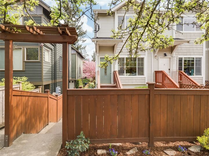 9242 Interlake Avenue N D  Seattle WA 98103 photo