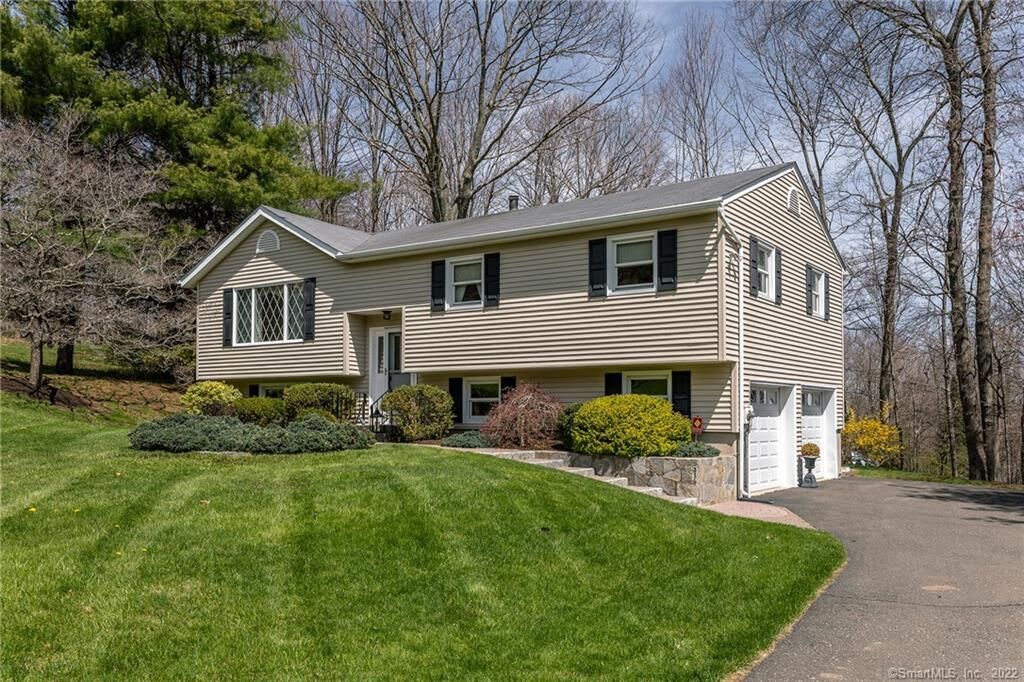 Property Photo: 7 Glen Road CT 06812