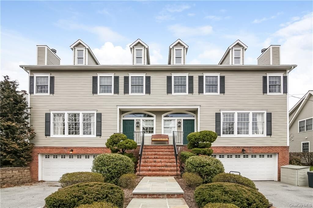 Property Photo: 423 English Place NY 10543