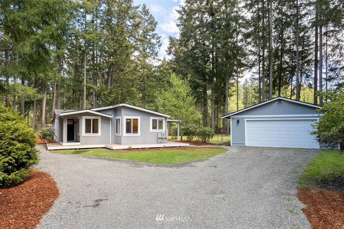 Property Photo:  10411 64th Avenue NW  WA 98332 