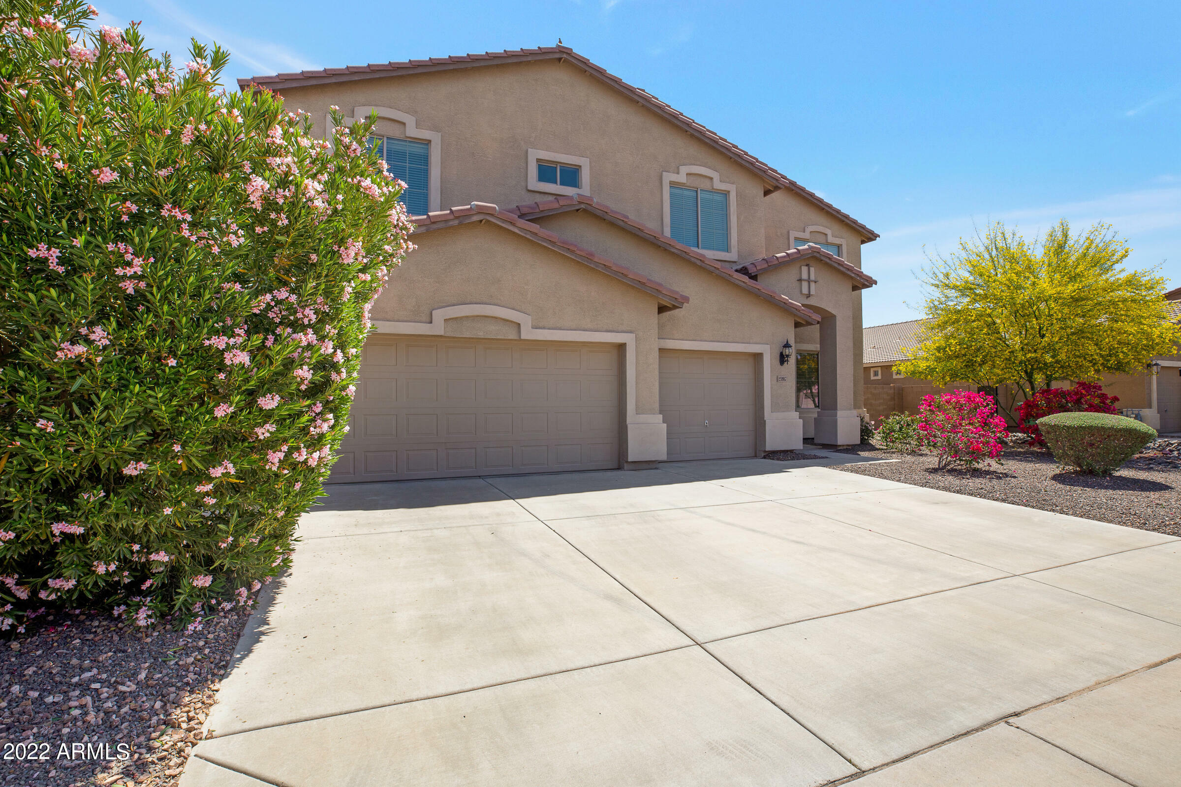 Property Photo:  21987 N Balboa Drive  AZ 85138 