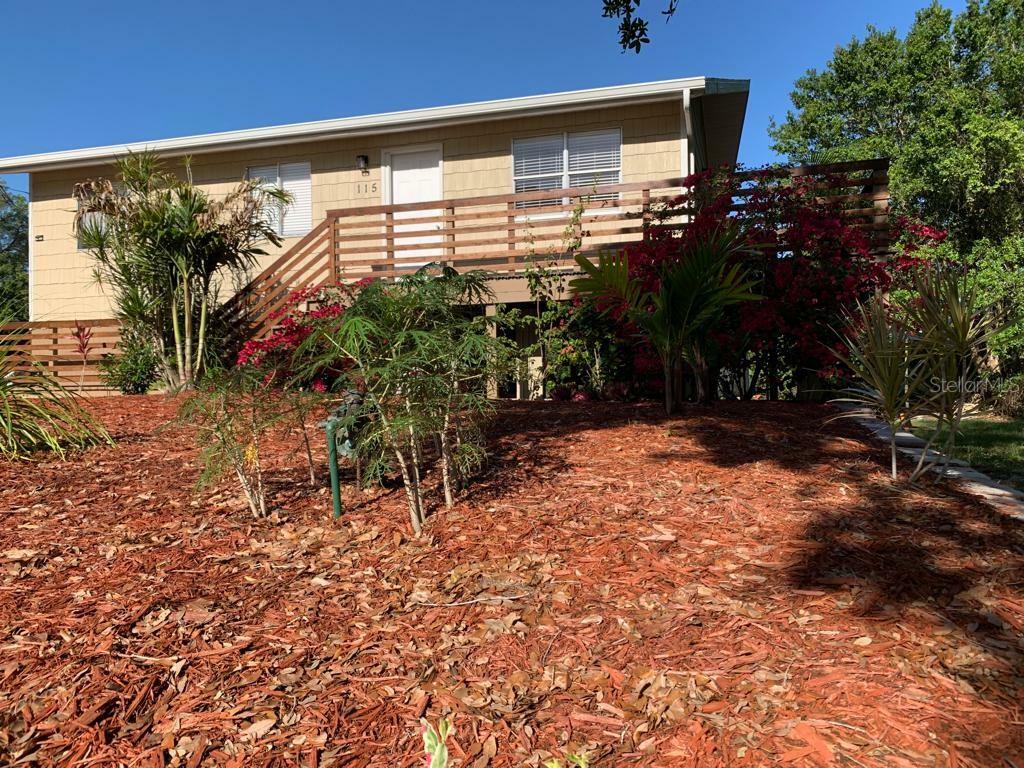 Property Photo:  115 Shadylawn Avenue  FL 34275 