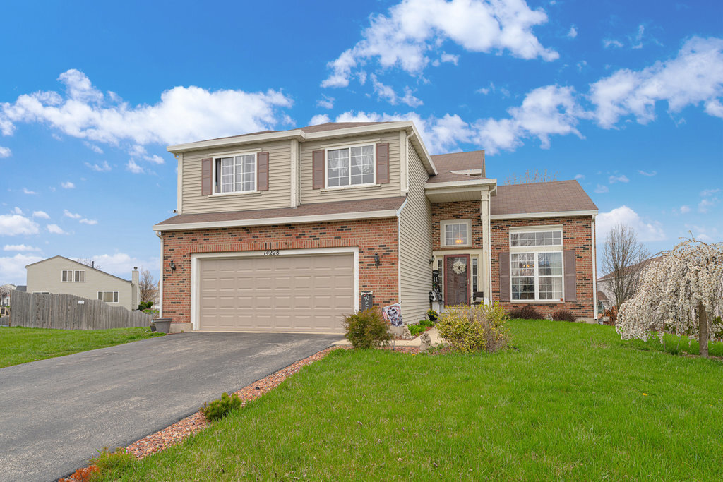 Property Photo:  14228 W Kensington Court  IL 60441 