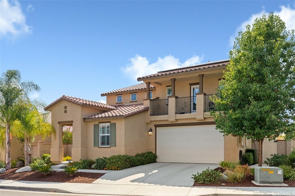 Property Photo:  39151 Mountain Sky Circle  CA 92591 