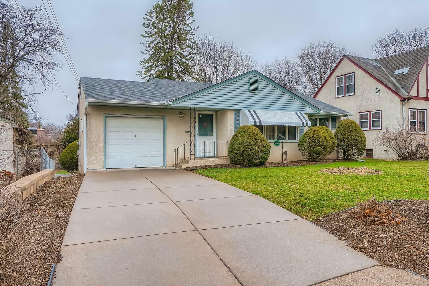 Property Photo:  336 Roslyn Place  MN 55419 