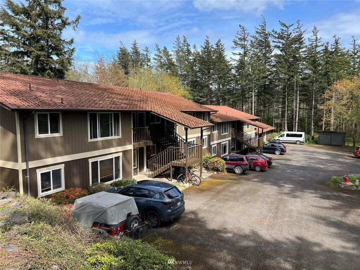 Property Photo:  172  Lovers Lane  WA 98245 