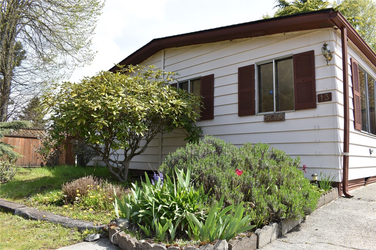 Property Photo: 5510 Asotin Lane SE WA 98503