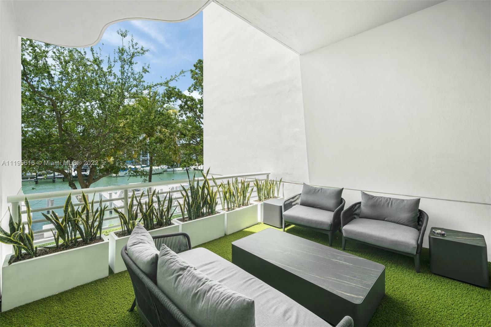 Property Photo: 6105 Laguna Dr W 6105 FL 33141