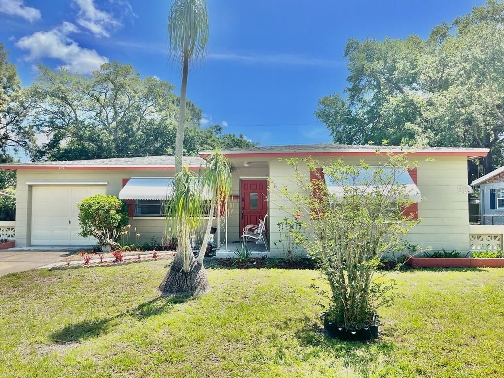 Property Photo:  8421 54th Street N  FL 33781 