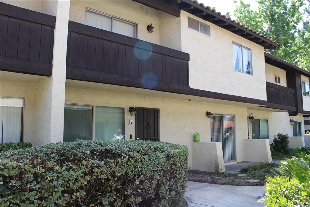 Property Photo:  1077 Santo Antonio Drive 47  CA 92324 