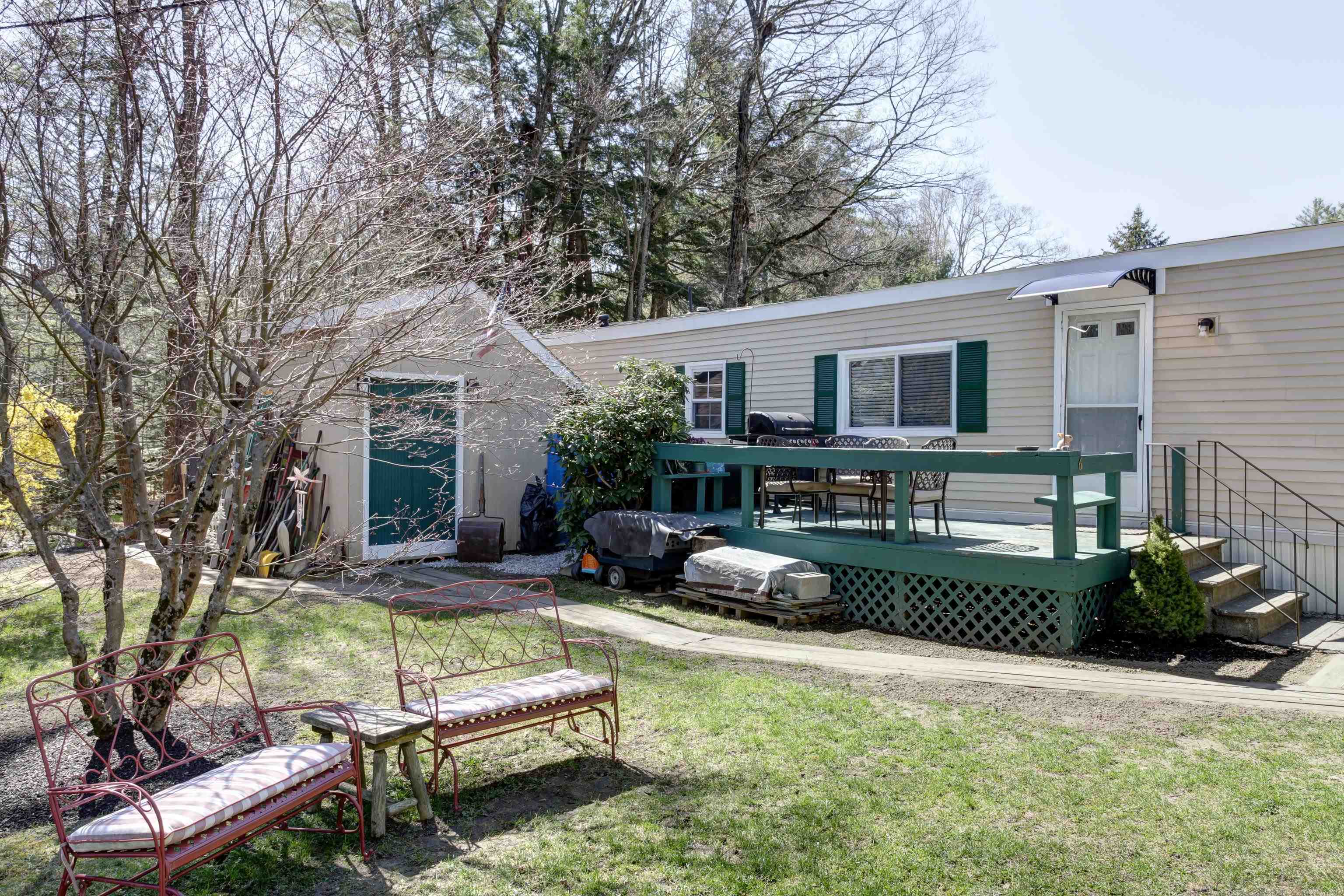 Property Photo:  6 Imperial Drive  NH 03431 