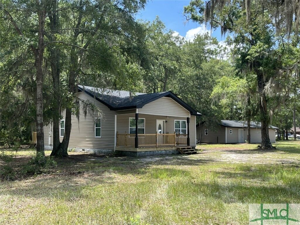 Property Photo: 960 Hollywood Drive GA 31313