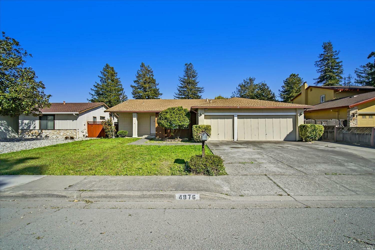 Property Photo:  4876 Fairway Drive  CA 94928 