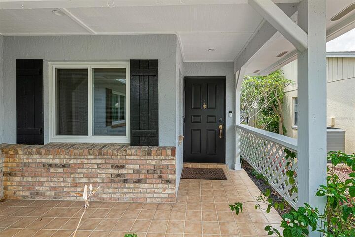 Property Photo:  4442 Sandhurst Drive  FL 32817 
