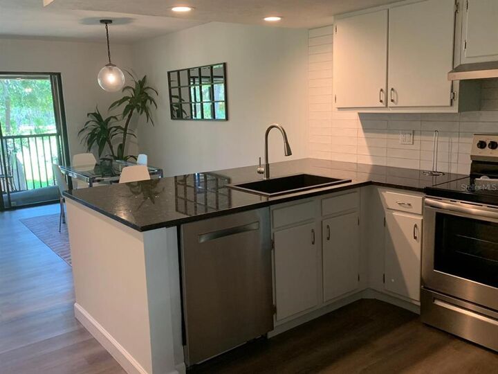 Property Photo: 3023 Quail Hollow 3023 FL 34235