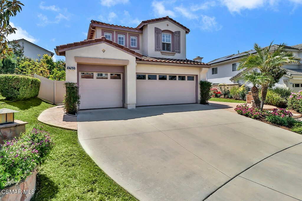 Property Photo:  1740 Blue Canyon Street  CA 91320 