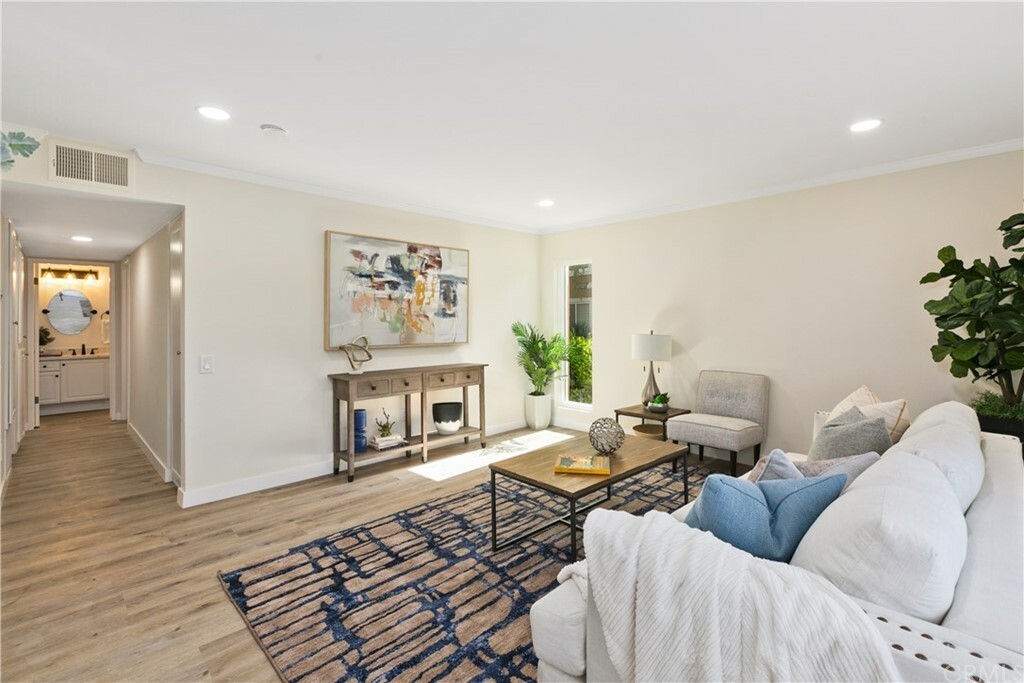 Property Photo:  17119 W Bernardo Drive 101  CA 92127 