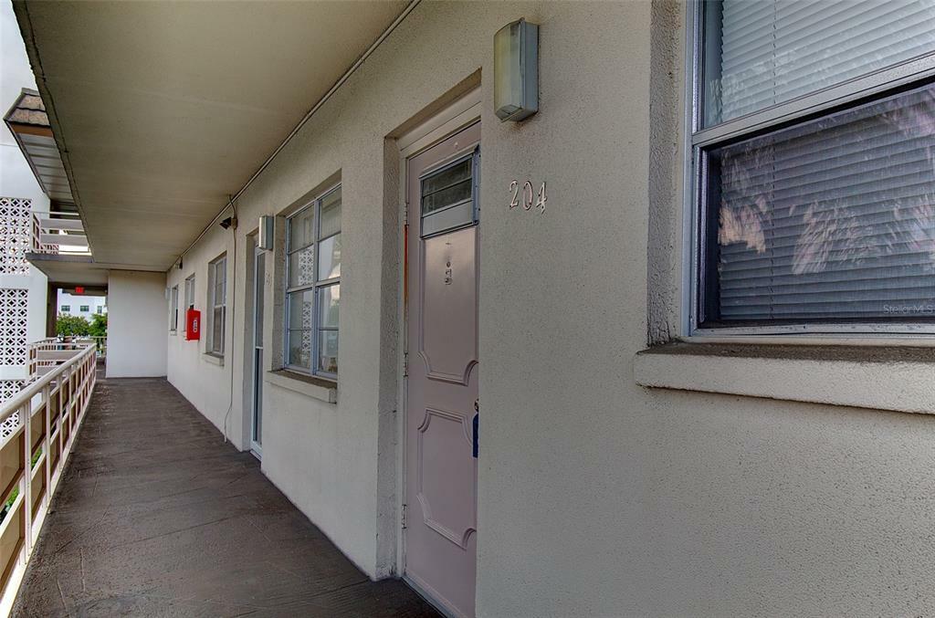 Property Photo: 5750 80th St N B204 FL 33709